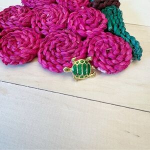 Vintage Signed MFA Gold Tone Green Enamel Sparkle Eyes Turtle Brooch Pin